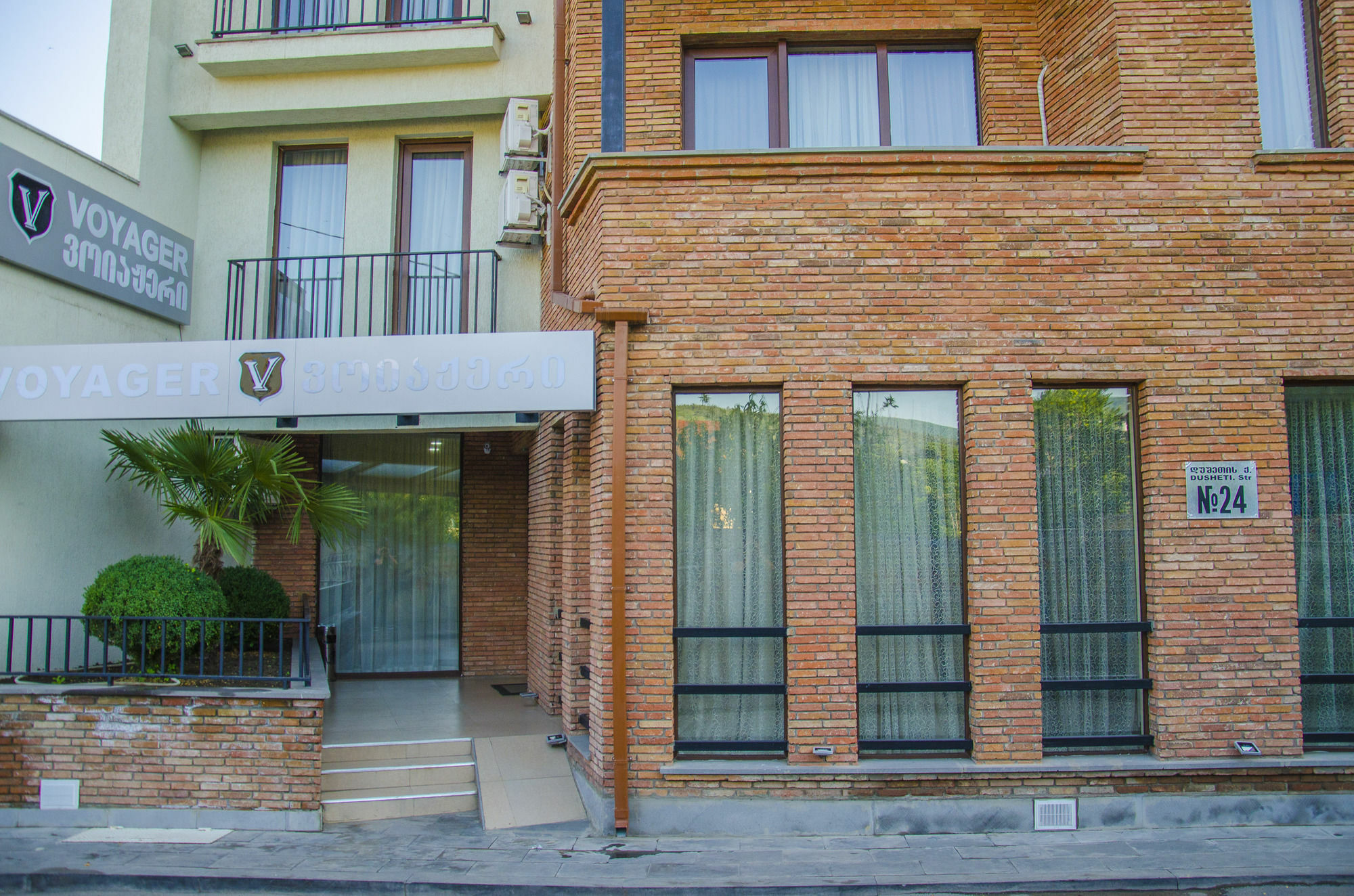 Hotel Voyager Tbilisi Exterior foto